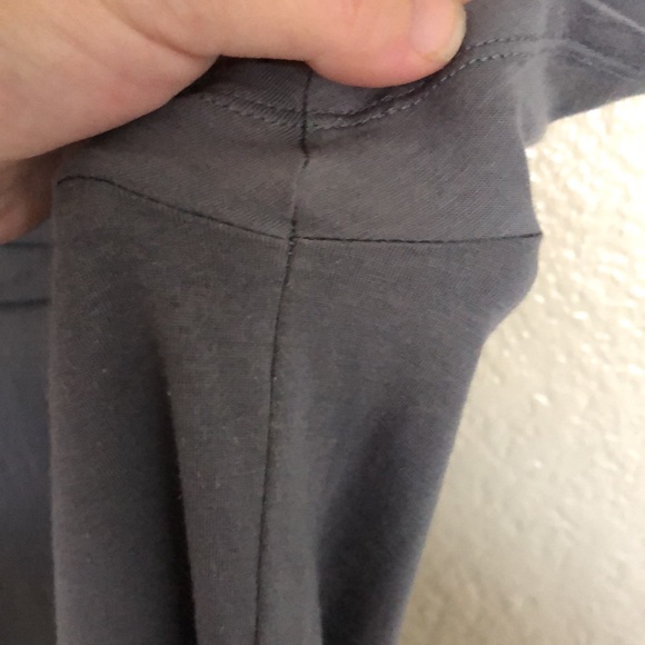 Banana Republic Textured Tee - Picture 4 of 6